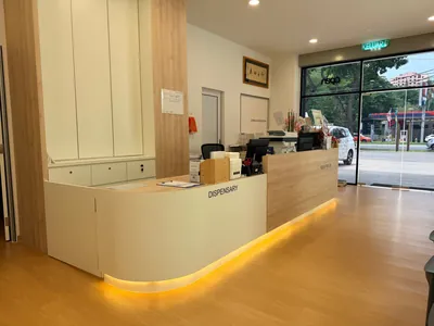 Dr Skin & Hair: Dispensary at Klinik DSH Greenlane