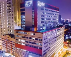 Gleneagles Hospital Penang (Dermatology): Gleneagles Hospital Penang building at night, Jalan Pangkor, George Town